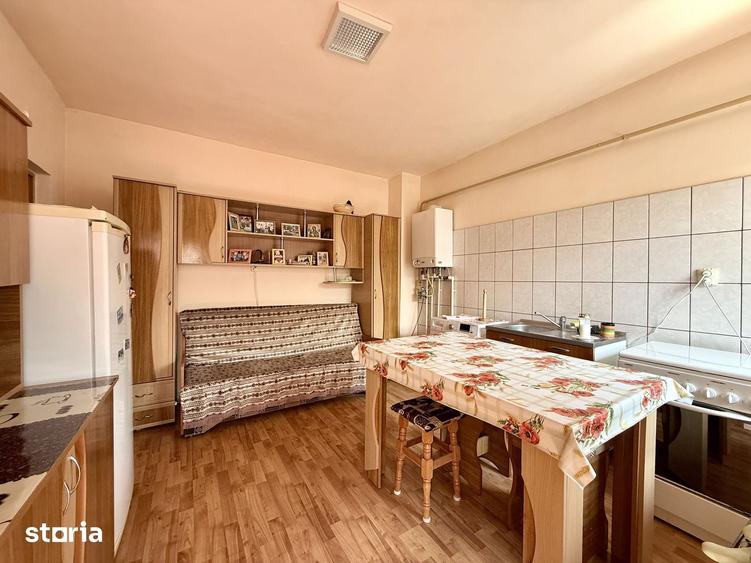 Casă cu 4 camere decomandat cu Teren 280 Mp în Gării