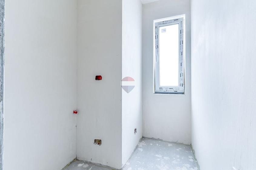Duplex cu 4 camere cu Teren 325 Mp în Nord-Est
