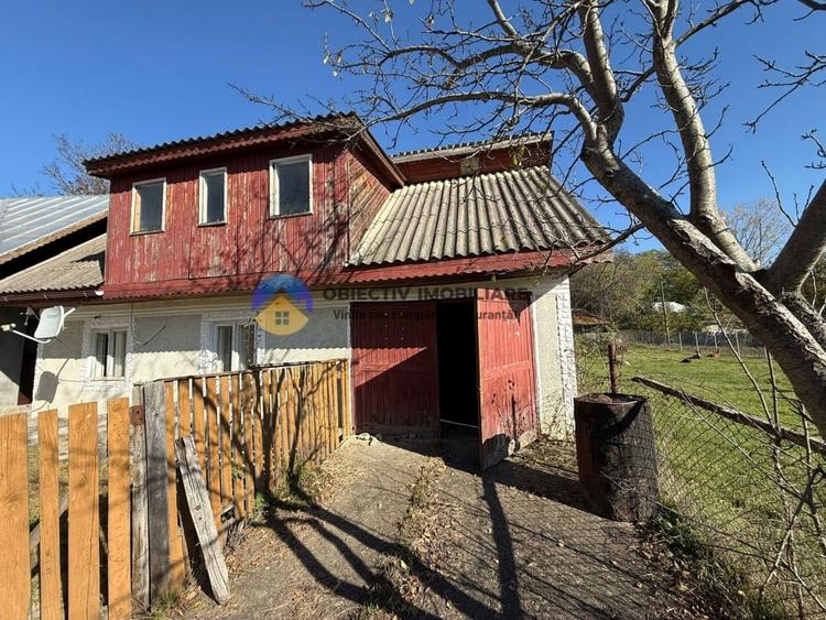 Casă individuală cu 3 camere cu Garaj în Săvinești