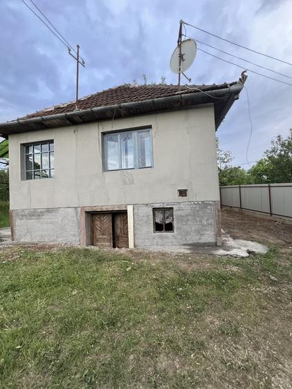 Casă cu 3 camere în Ban