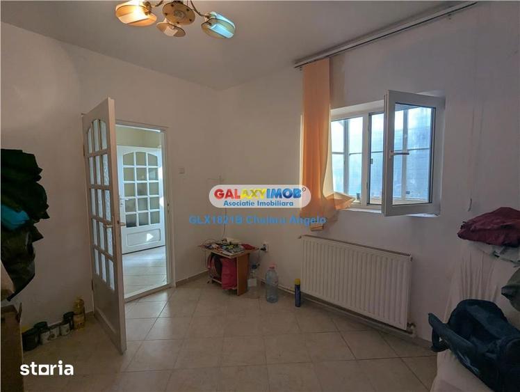 Casă cu 3 camere cu Teren 151 Mp în Andronache