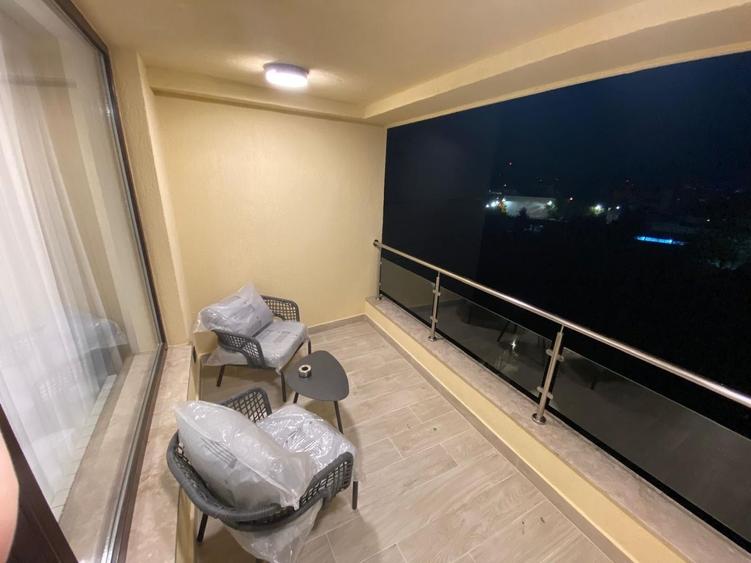 Apartament cu 2 camere semidecomandat, mobilat în Șoseaua Nordului