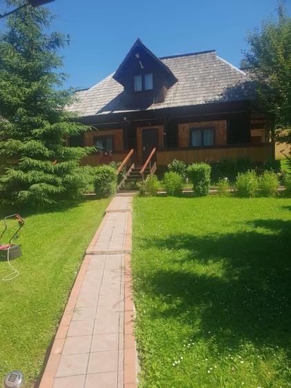 Casă cu 4 camere în Central
