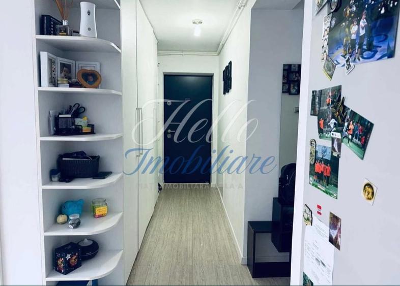 Apartament cu 3 camere semidecomandat în Florești