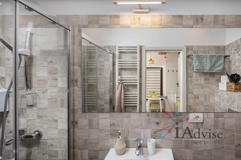 Apartament cu 5 camere decomandat, mobilat în Centrul Istoric