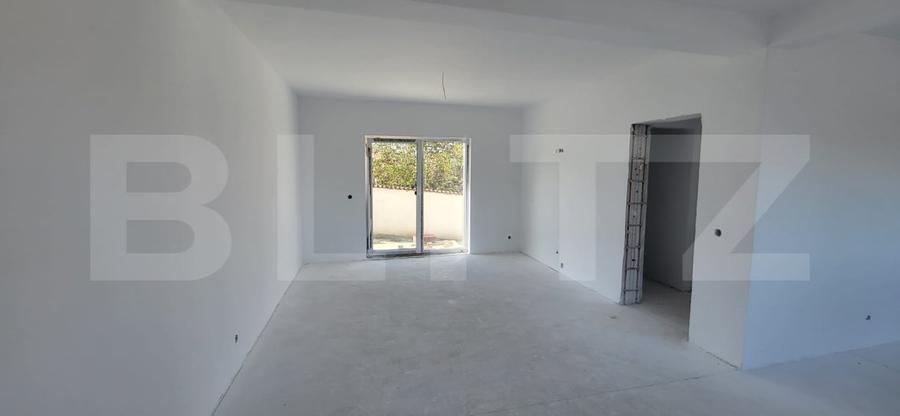 Duplex cu 4 camere cu Canalizare în Șura Mică