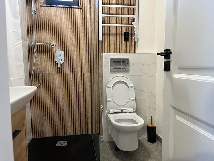Garsonieră decomandată în Central