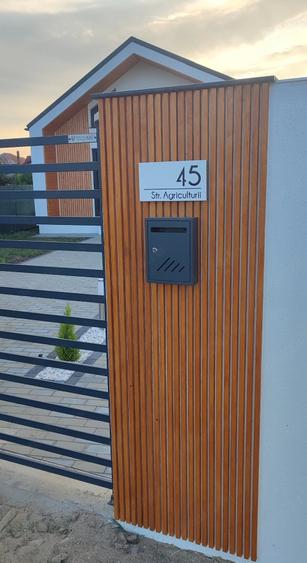 Casă cu Teren 490 Mp în Central