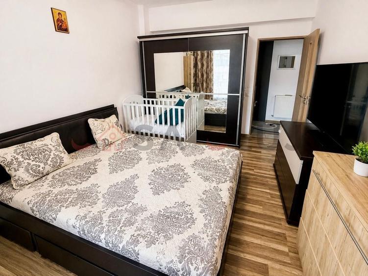 Apartament cu 2 camere semidecomandat, mobilat în Baciu