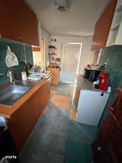 Casă cu 3 camere în Central