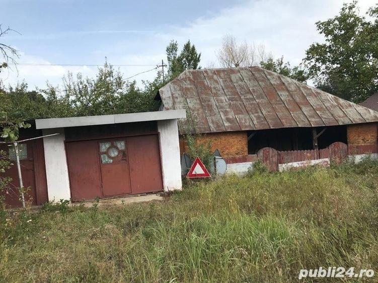 Casă cu 3 camere cu Teren 2600 Mp în Bradu