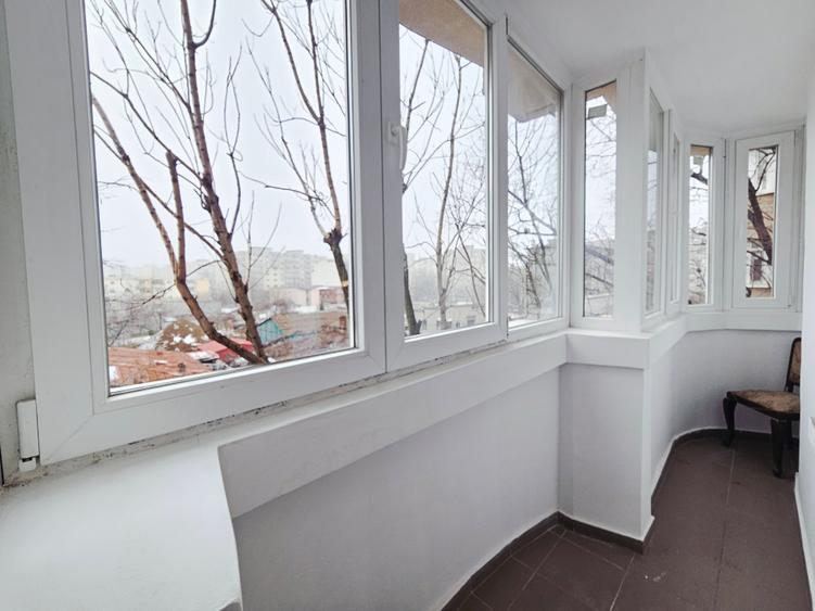 Apartament cu 2 camere decomandat, mobilat în Vitan Mall