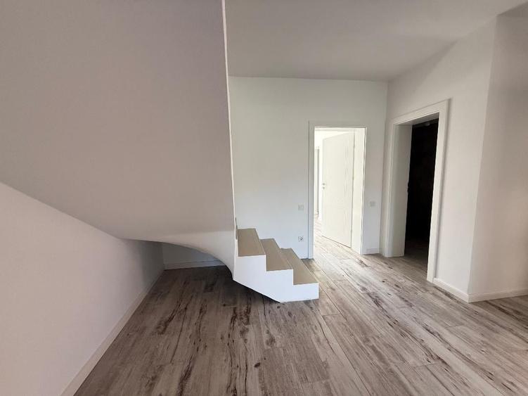 Duplex cu 3 camere cu Teren 200 Mp în Ultracentral