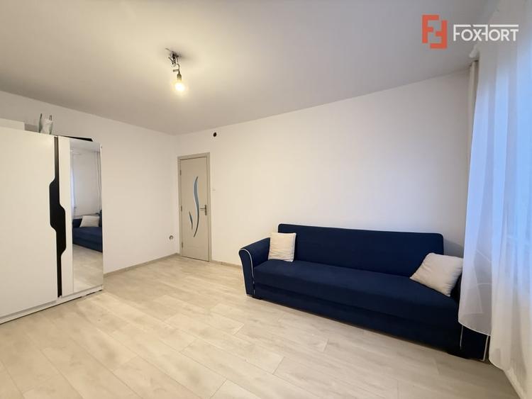 Apartament cu 2 camere semidecomandat, mobilat în Blașcovici