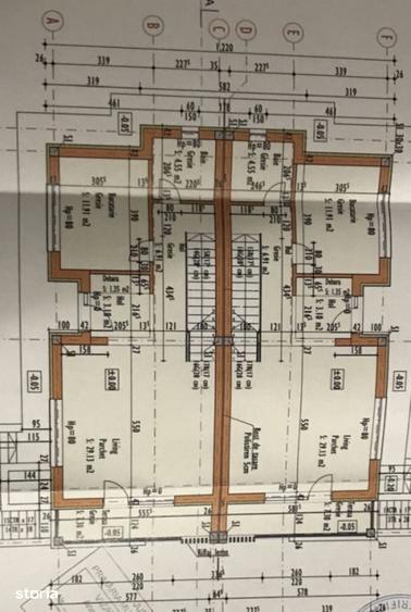 Casă cu 4 camere cu Teren 320 Mp în Central