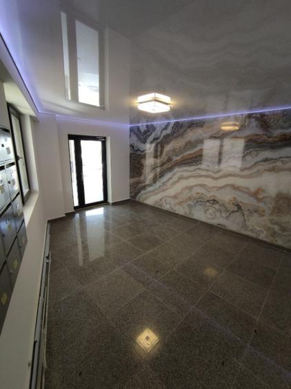 Apartament cu 3 camere semidecomandat în Iancului