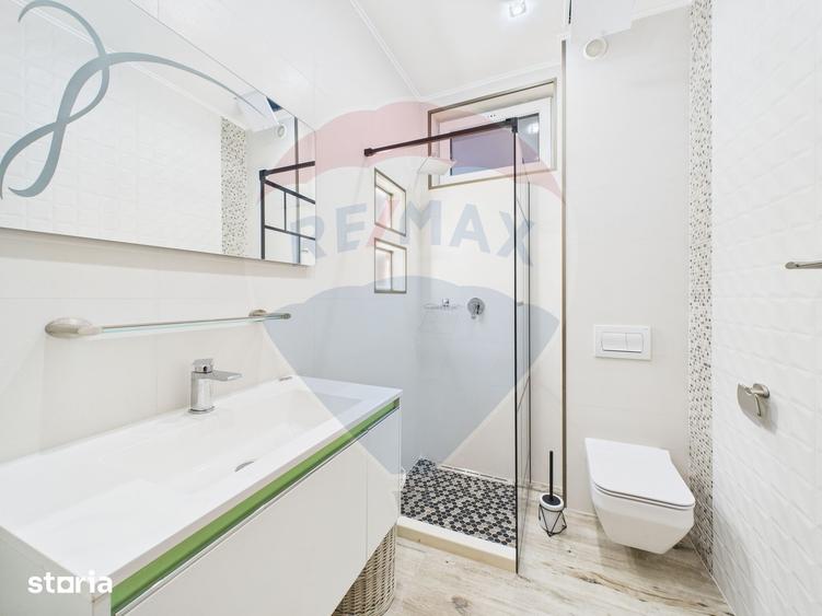 Casă cu 6 camere cu Teren 122 Mp în Matei Voievod