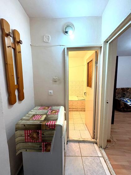 Garsonieră decomandată, mobilată în Porolissum