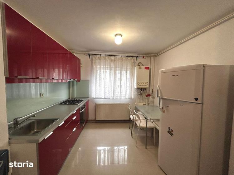Apartament cu 2 camere semidecomandat, mobilat în Pantelimon