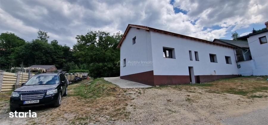 Casă cu 4 camere cu Teren 878 Mp în Sud