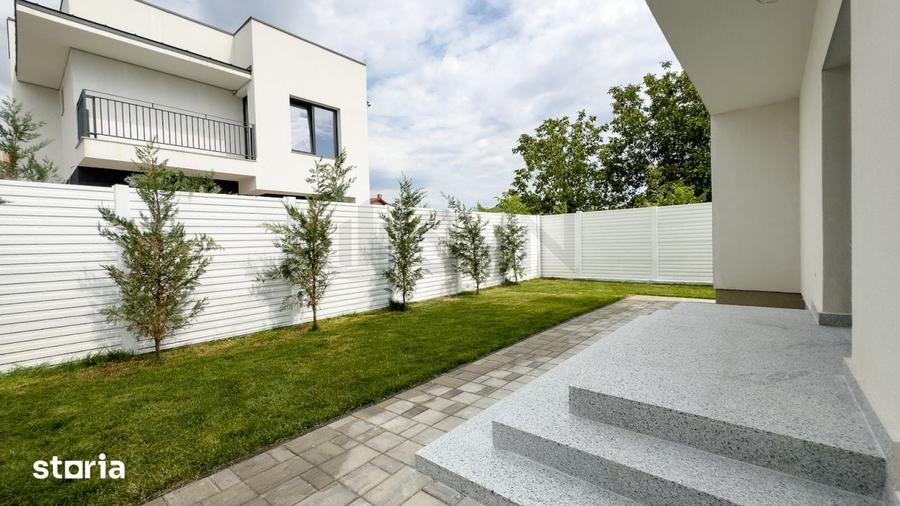 Casă cu 4 camere cu Teren 320 Mp în Odăile