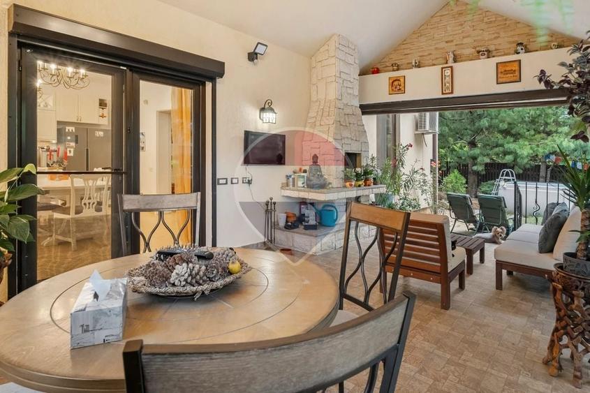 Casă individuală cu 6 camere cu Teren 535 Mp în Pipera