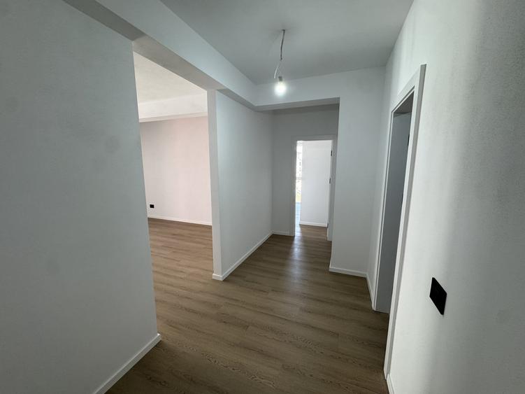 Apartament cu 3 camere în Giroc