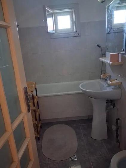 Apartament cu 2 camere decomandat în Bucovina