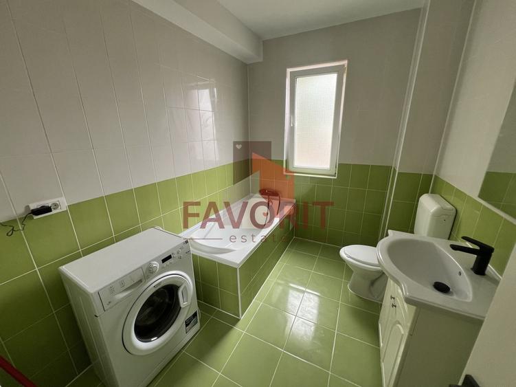 Casă individuală cu 5 camere cu Canalizare în Dumbrăvița
