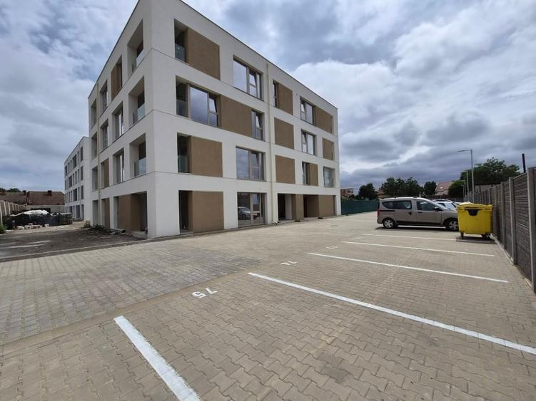 Apartament cu 2 camere decomandat în Lipovei