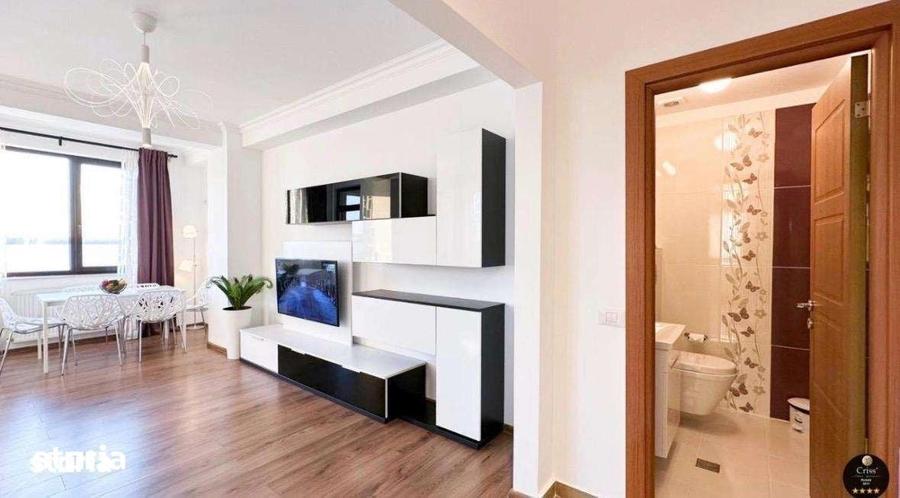 Apartament cu 3 camere decomandat în Cazino