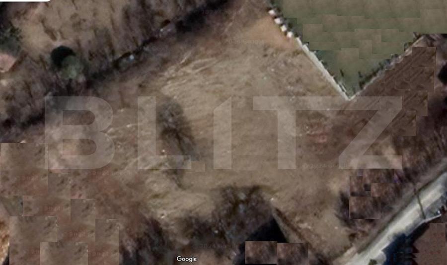 Teren Construcții intravilan de 1370 mp, în Sălicea