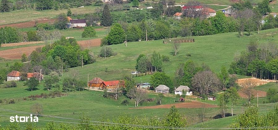 Casă cu 5 camere cu Teren 3900 Mp în Șuncuiuș