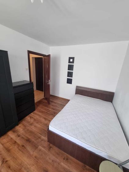 Garsonieră decomandată în Panduri