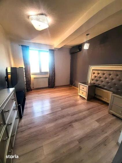 Apartament cu 3 camere decomandat în Progresul