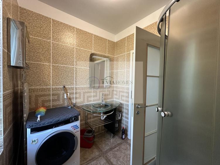 Apartament cu 3 camere decomandat, mobilat în Zorilor