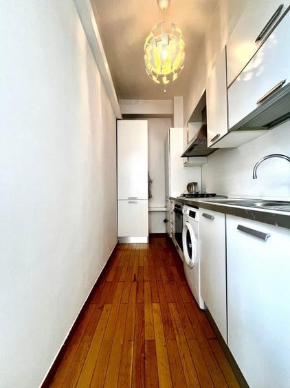 Apartament cu 2 camere semidecomandat în Universitate