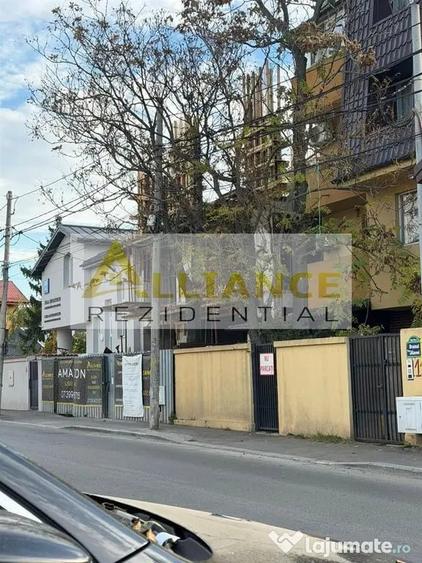 Apartament cu 2 camere decomandat în Berceni