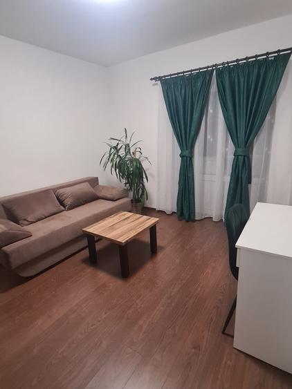 Apartament cu 2 camere decomandat în Săsar