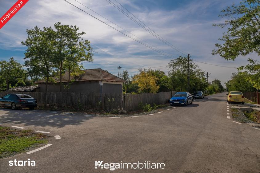 Teren de 2106 mp, în Topraisar