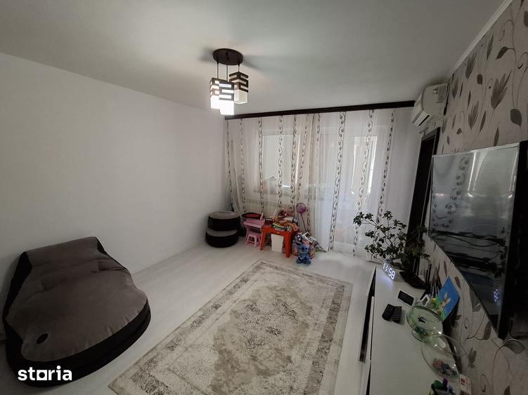 Apartament cu 4 camere în Inel II