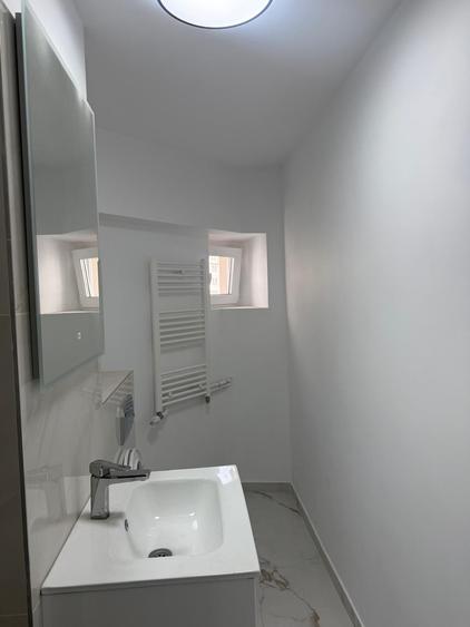 Apartament cu 3 camere decomandat în Timpuri Noi