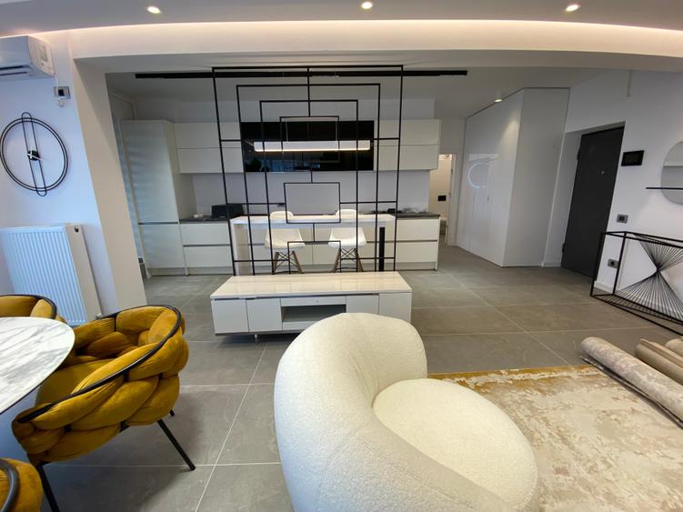 Apartament cu 2 camere decomandat în Exterior Nord
