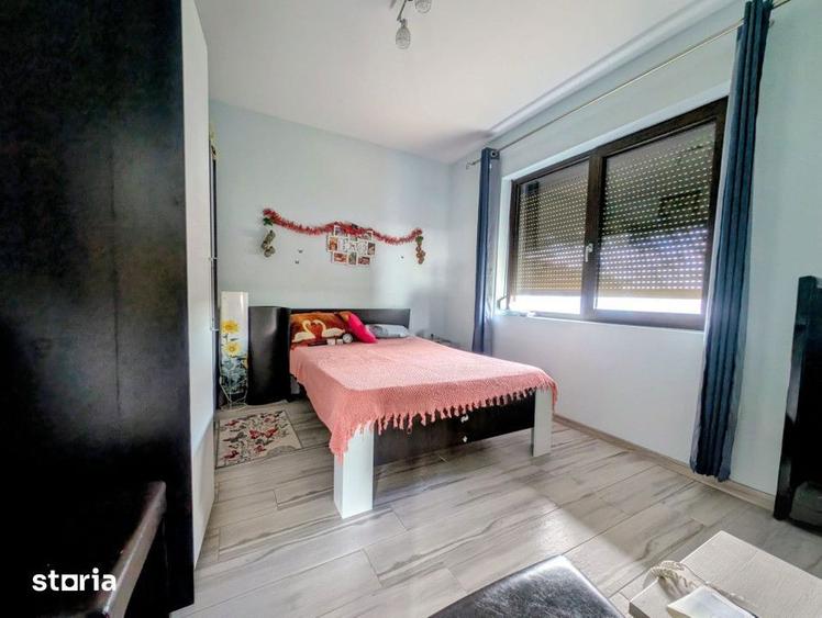 Casă cu 4 camere cu Teren 500 Mp în Central
