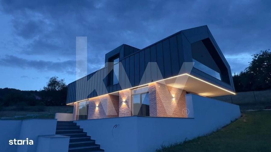 Casă cu 4 camere în Cisnădioara