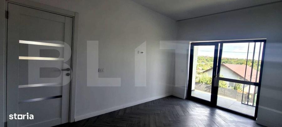 Casă cu 4 camere în Uricani