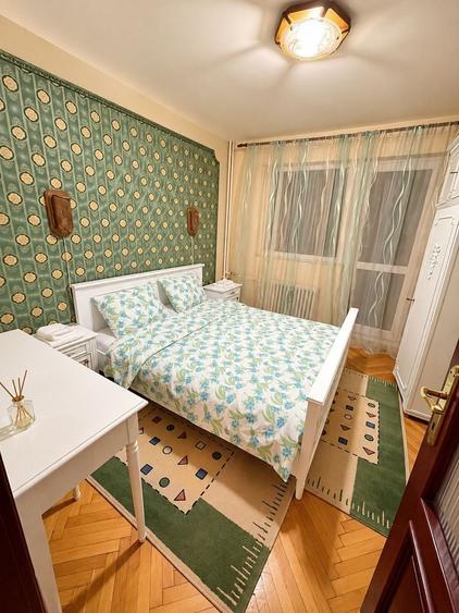 Apartament cu 3 camere decomandat în Iosia