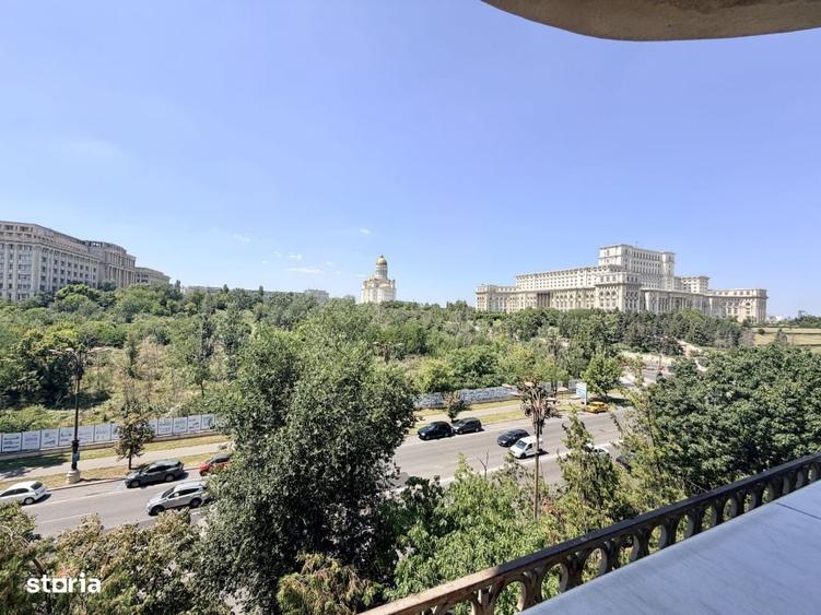 Apartament cu 3 camere decomandat în Libertății