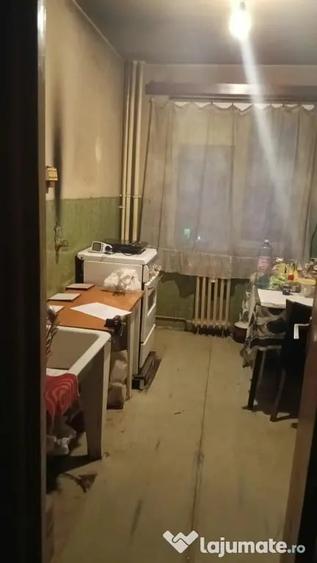 Apartament cu 2 camere decomandat în Ozana