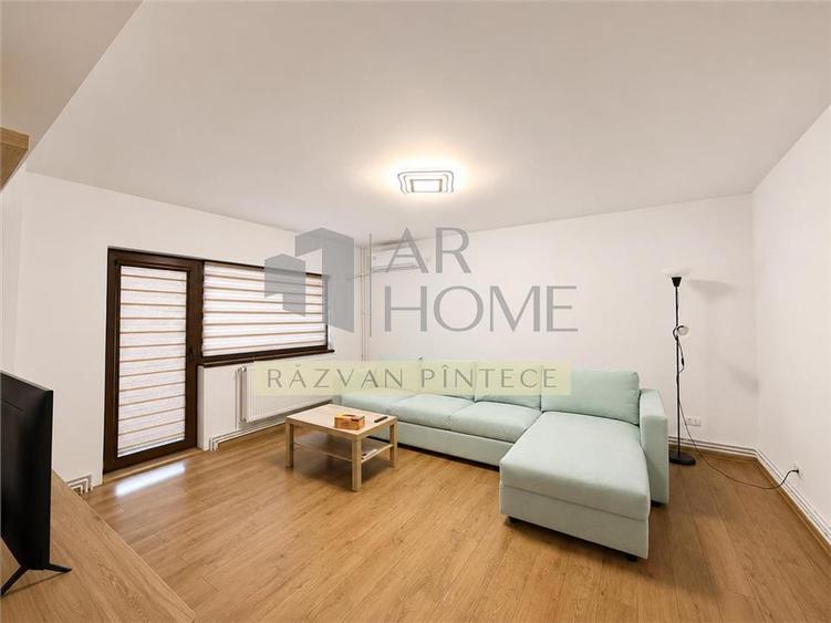 Apartament cu 3 camere decomandat, mobilat în Democrației